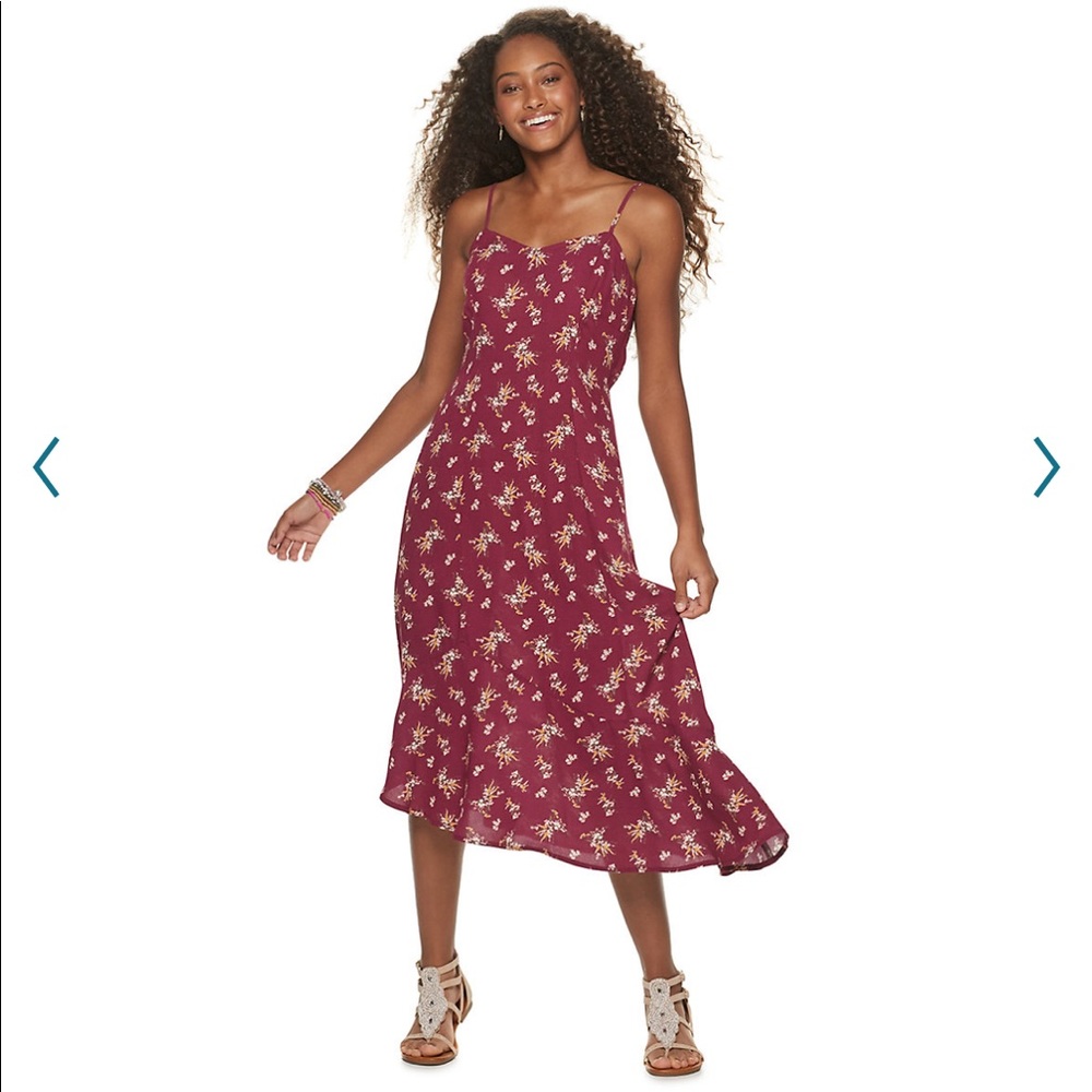 NWT Rewind Floral Dress